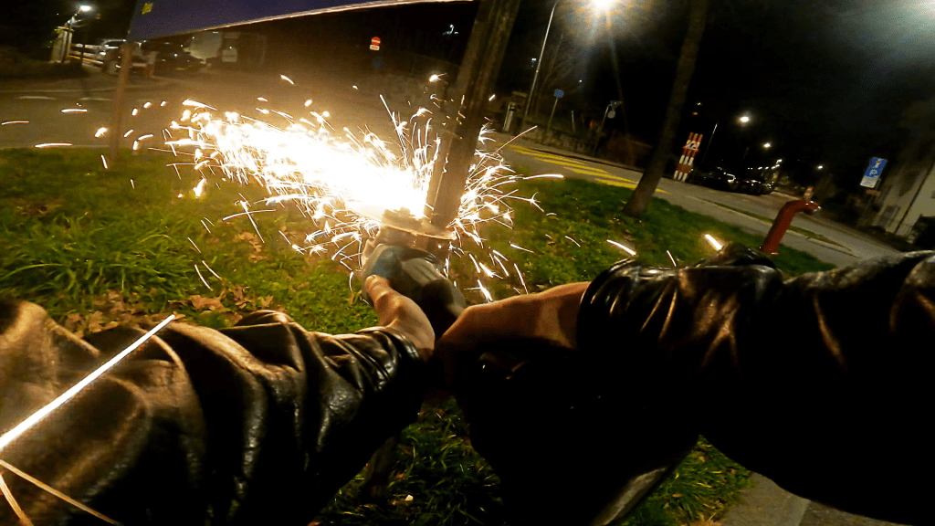 «Always Wanted To Be God, Never Wanted To Do Good» de Noa Epars und Marvin Merkel